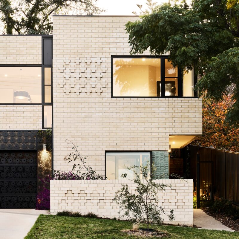 QUARRY HILL RESIDENCE